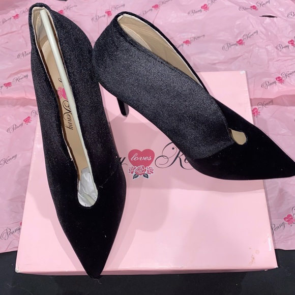 Penny loves Kenny Booties - Picture 5 of 6